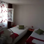 Zeljana Holiday home *