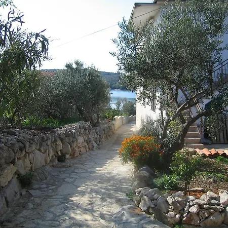 Zeljana Holiday home Kaprije